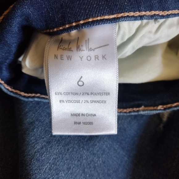 Nichole Miller SOHO high Rise Boot cut Jeans - Picture 2 of 6